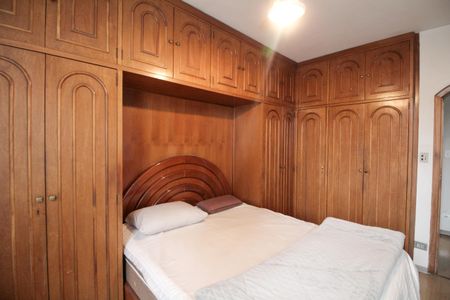 Apartamento à venda com 118m², 3 quartos e 2 vagasQuarto 1