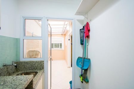 Apartamento à venda com 67m², 2 quartos e 1 vagaÁrea de serviço