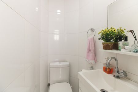 Apartamento à venda com 77m², 3 quartos e 2 vagasÁrea de Serviço - Banheiro de Serviço 