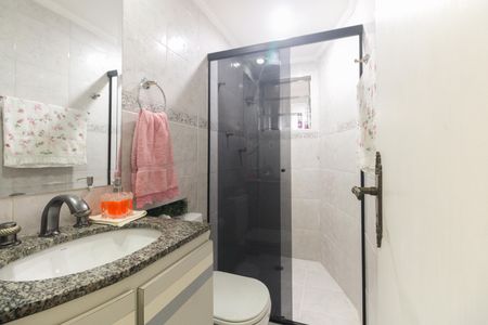 Apartamento à venda com 77m², 3 quartos e 2 vagasBanheiro Social 