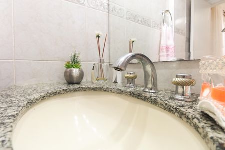 Apartamento à venda com 77m², 3 quartos e 2 vagasBanheiro Suíte 