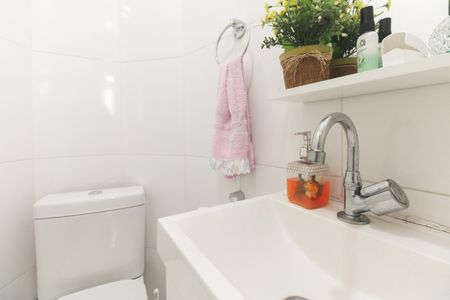 Apartamento à venda com 77m², 3 quartos e 2 vagasÁrea de Serviço - Banheiro de Serviço 