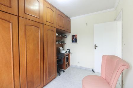 Apartamento à venda com 77m², 3 quartos e 2 vagasQuarto 2