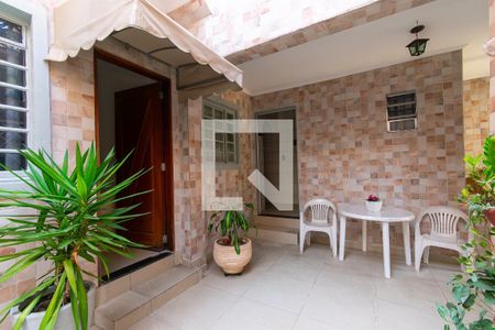 Casa à venda com 126m², 4 quartos e sem vagaÁrea comum