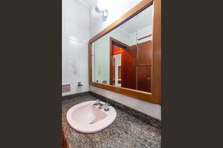 Apartamento para alugar com 151m², 2 quartos e 2 vagas Apartamento para alugar com 151m², 2 quartos e 2 vagasBanheiro