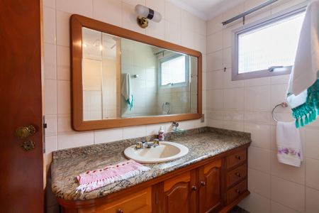 Apartamento para alugar com 151m², 2 quartos e 2 vagas Apartamento para alugar com 151m², 2 quartos e 2 vagasBanheiro 2