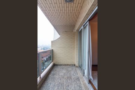 Apartamento para alugar com 151m², 2 quartos e 2 vagas Apartamento para alugar com 151m², 2 quartos e 2 vagasSacada