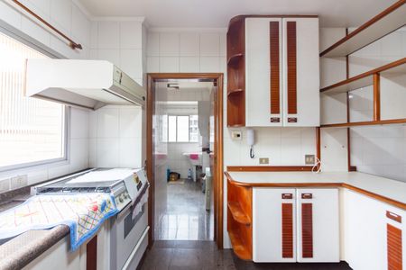 Apartamento para alugar com 151m², 2 quartos e 2 vagas Apartamento para alugar com 151m², 2 quartos e 2 vagasCozinha