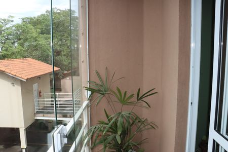 Varanda de apartamento para alugar com 2 quartos, 49m² em Jardim dos Ipes, Cotia