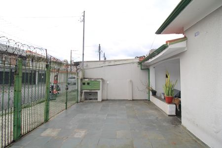 Garagem de casa para alugar com 2 quartos, 80m² em Vila Vitorio Mazzei, São Paulo