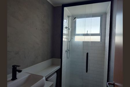 Banheiro de apartamento à venda com 2 quartos, 44m² em Vila Barros, Guarulhos