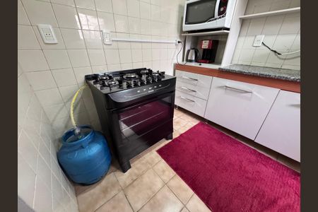 Apartamento à venda com 54m², 2 quartos e sem vagaCozinha