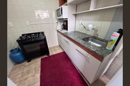 Apartamento à venda com 54m², 2 quartos e sem vagaCozinha