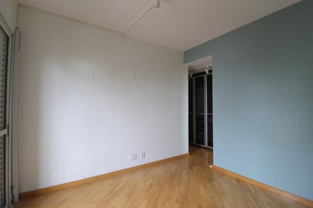 Apartamento à venda com 165m², 4 quartos e 3 vagasSuíte 2