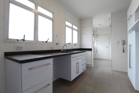 Apartamento à venda com 165m², 4 quartos e 3 vagasCozinha