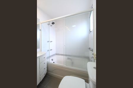 Apartamento à venda com 165m², 4 quartos e 3 vagasBanheiro da Suíte 1