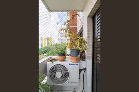 Apartamento para alugar com 83m², 2 quartos e 2 vagas Apartamento para alugar com 83m², 2 quartos e 2 vagasSacada da Suíte