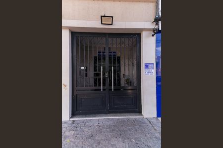 Apartamento para alugar com 75m², 2 quartos e sem vagaFachada