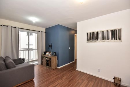 Sala de apartamento para alugar com 2 quartos, 49m² em Jardim Monte Alegre, Taboão da Serra