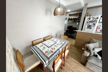 Apartamento para alugar com 60m², 2 quartos e 1 vagaSala