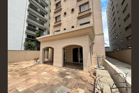 Apartamento à venda com 67m², 2 quartos e 1 vaga Apartamento à venda com 67m², 2 quartos e 1 vagaEntrada