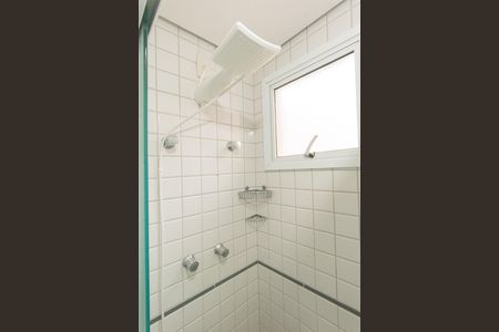 Apartamento à venda com 62m², 2 quartos e 2 vagas Apartamento à venda com 62m², 2 quartos e 2 vagasBanheiro da Suíte