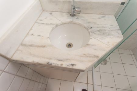 Apartamento à venda com 62m², 2 quartos e 2 vagas Apartamento à venda com 62m², 2 quartos e 2 vagasBanheiro da Suíte