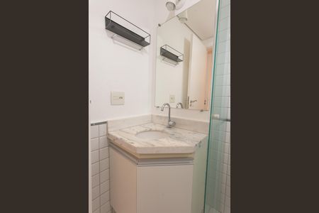 Apartamento à venda com 62m², 2 quartos e 2 vagas Apartamento à venda com 62m², 2 quartos e 2 vagasBanheiro da Suíte