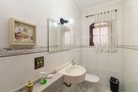 Casa à venda com 286m², 3 quartos e 4 vagasLavabo