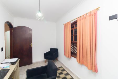 Casa à venda com 286m², 3 quartos e 4 vagasQuarto 2
