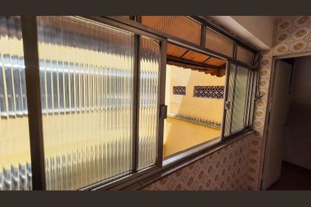 Apartamento à venda com 98m², 3 quartos e 1 vagaÁrea de serviço