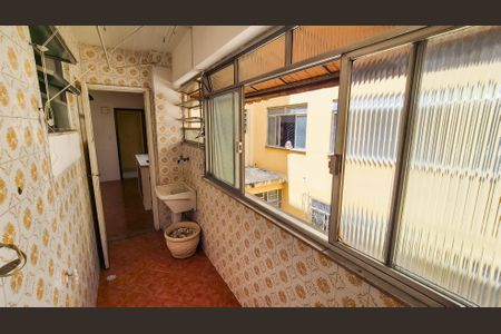 Apartamento à venda com 98m², 3 quartos e 1 vagaÁrea de serviço