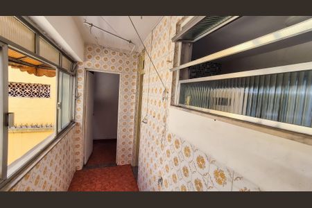 Apartamento à venda com 98m², 3 quartos e 1 vagaÁrea de serviço