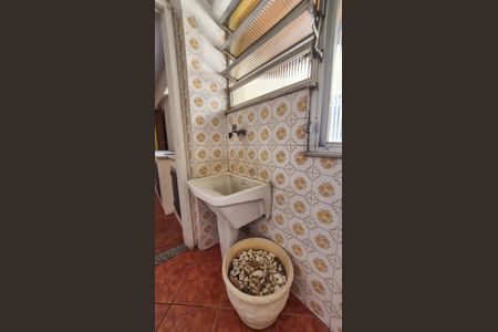 Apartamento à venda com 98m², 3 quartos e 1 vagaÁrea de serviço