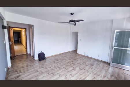 Apartamento à venda com 98m², 3 quartos e 1 vagaSala
