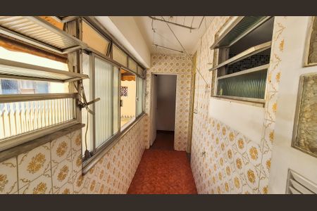 Apartamento à venda com 98m², 3 quartos e 1 vagaÁrea de serviço