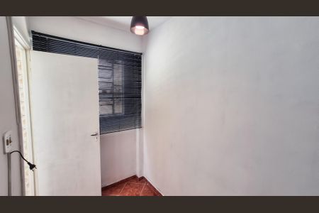 Apartamento à venda com 98m², 3 quartos e 1 vagaDependência de empregada Quarto 3