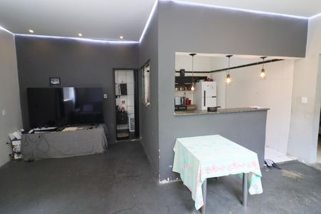 Sala de casa à venda com 4 quartos, 279m² em Pestana, Osasco