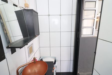 Casa à venda com 279m², 4 quartos e 3 vagasBanheiro 2