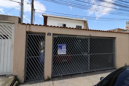 Casa à venda com 279m², 4 quartos e 3 vagasFachada
