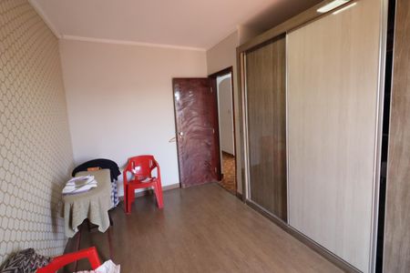 Casa à venda com 279m², 4 quartos e 3 vagasQuarto 3