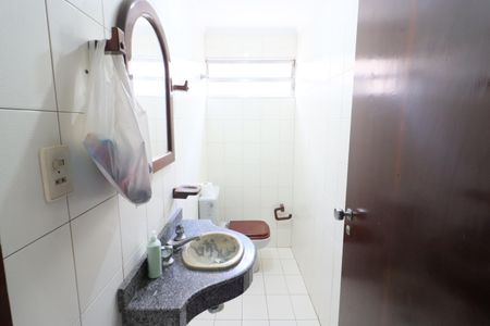 Casa à venda com 279m², 4 quartos e 3 vagasLavabo