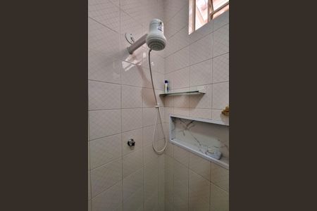 Casa à venda com 135m², 4 quartos e sem vagaBanheiro 1