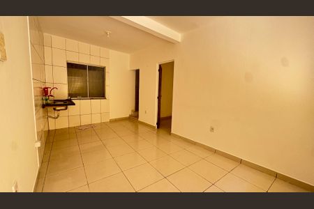 Cozinha de casa para alugar com 1 quarto, 38m² em Tororó, Salvador