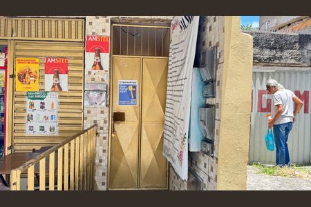 Casa para alugar com 38m², 1 quarto e sem vaga Casa para alugar com 38m², 1 quarto e sem vagafachada