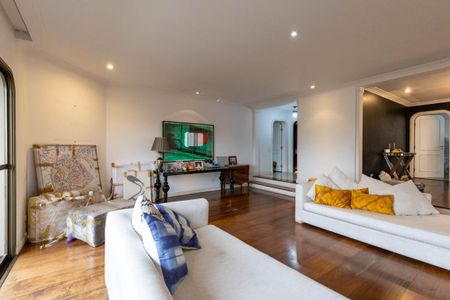 Apartamento à venda com 232m², 3 quartos e 3 vagas Apartamento à venda com 232m², 3 quartos e 3 vagasSala