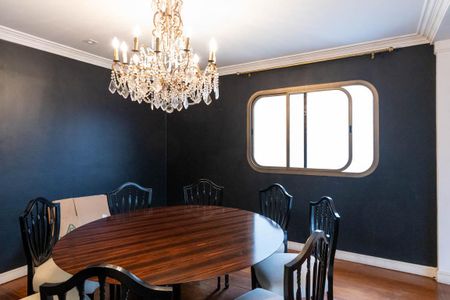 Apartamento à venda com 232m², 3 quartos e 3 vagas Apartamento à venda com 232m², 3 quartos e 3 vagasSala