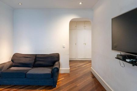 Apartamento à venda com 232m², 3 quartos e 3 vagas Apartamento à venda com 232m², 3 quartos e 3 vagasQuarto 3 - Suíte