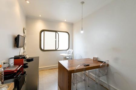 Apartamento à venda com 232m², 3 quartos e 3 vagas Apartamento à venda com 232m², 3 quartos e 3 vagasCopa