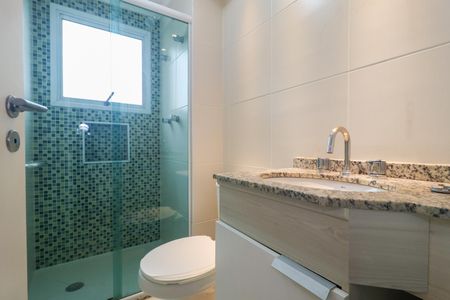 Apartamento à venda com 90m², 2 quartos e 2 vagasBanheiro da Suíte